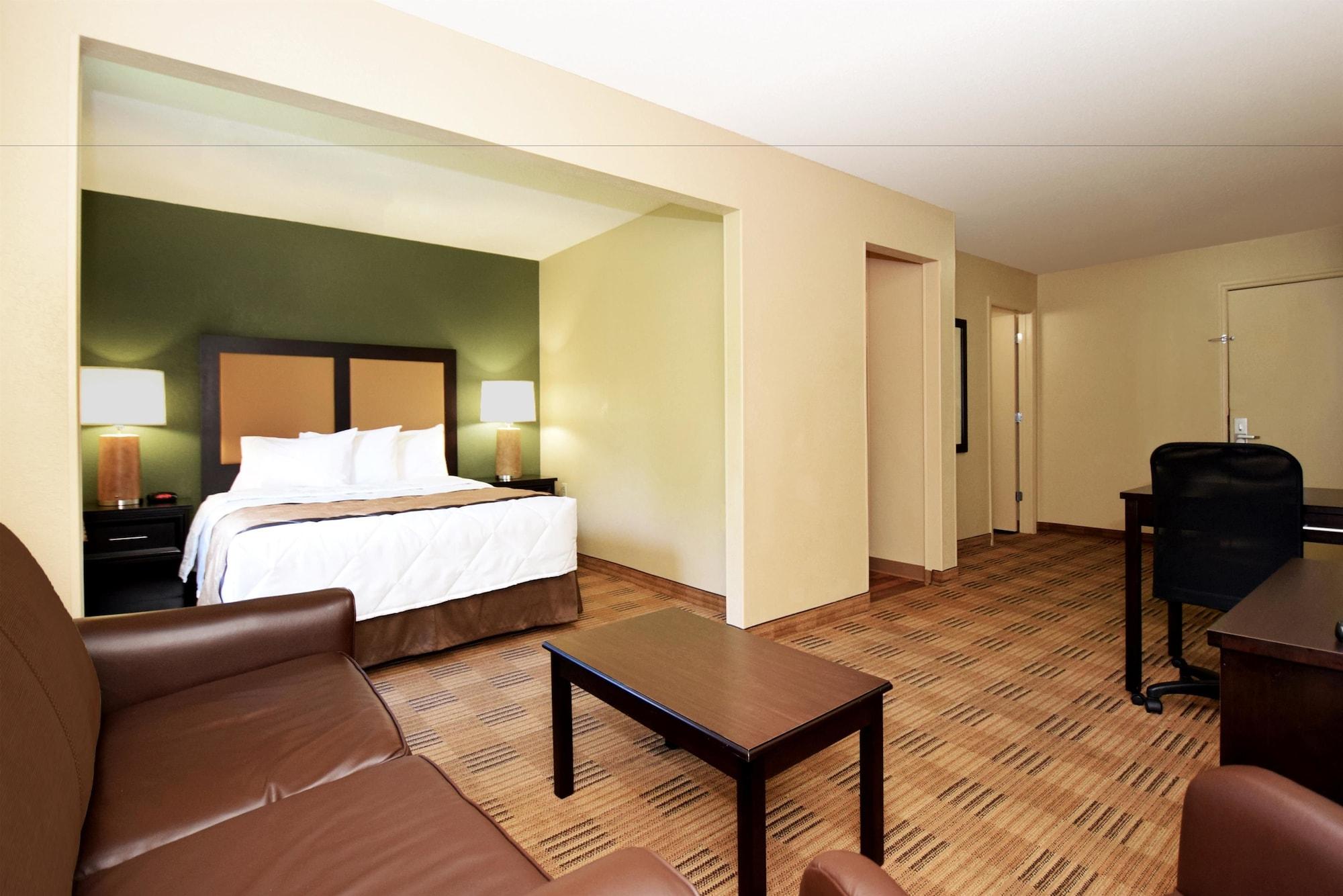 Hawthorn Extended Stay By Wyndham Bedford - Dallas Exterior photo