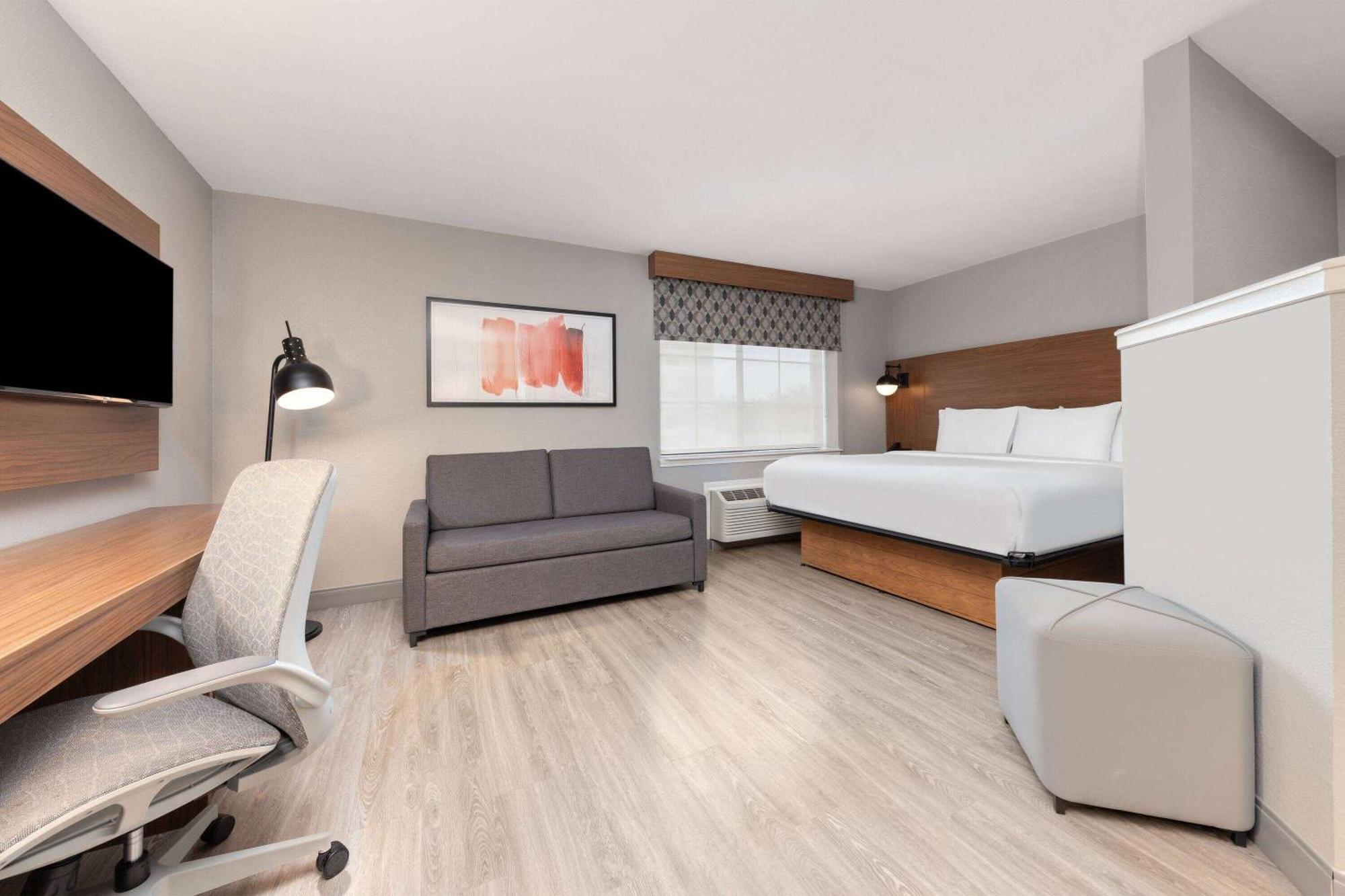 Hawthorn Extended Stay By Wyndham Bedford - Dallas Exterior photo